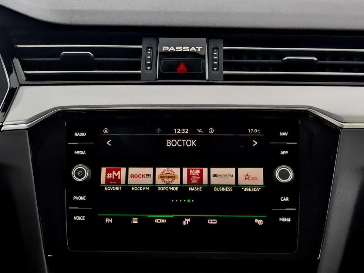 Volkswagen Passat б/у, 2021, Роботизированная. Фото: #14