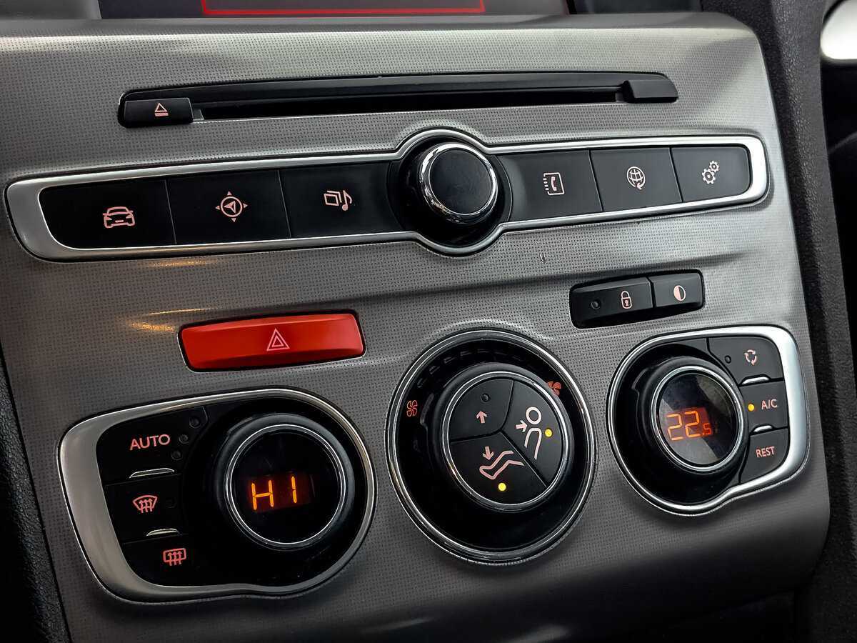 Citroen C4 б/у, 2018, Автоматическая. Фото: #23