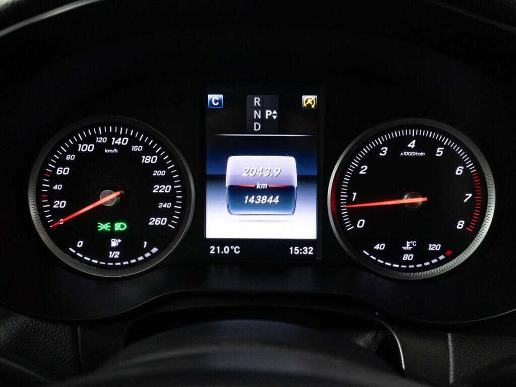 Mercedes-Benz C-Класс б/у, 2015, Автоматическая. Фото: #11