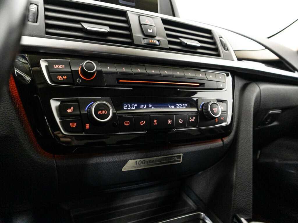 BMW 3 серии б/у, 2016, Автоматическая. Фото: #14