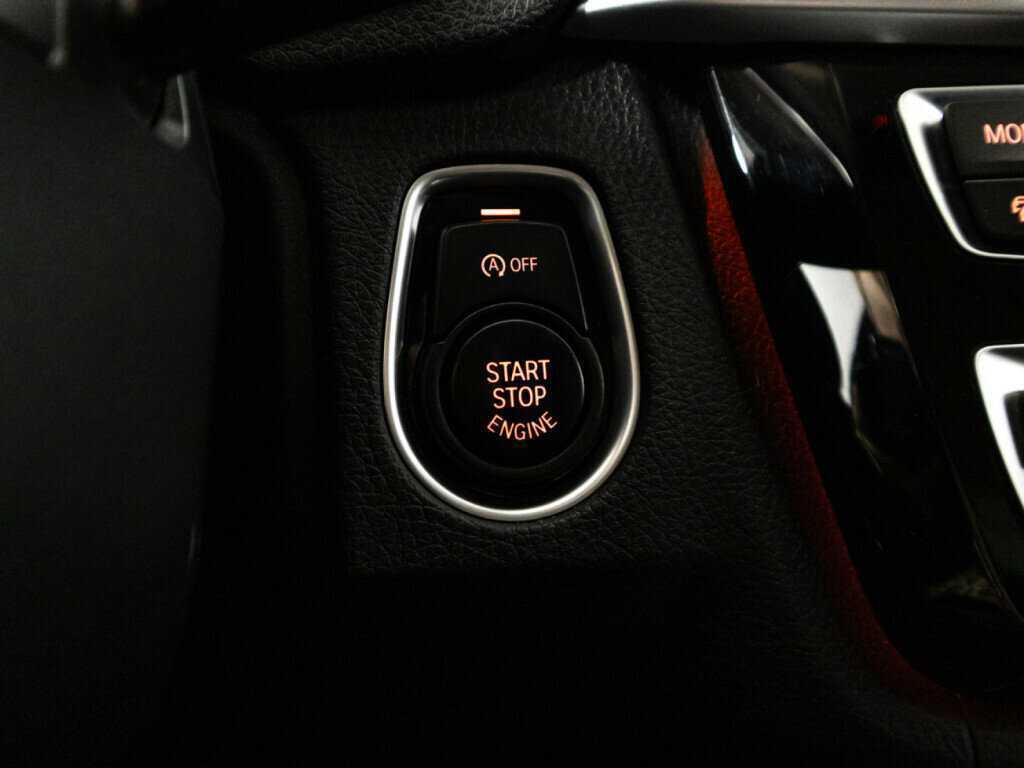 BMW 3 серии б/у, 2016, Автоматическая. Фото: #15