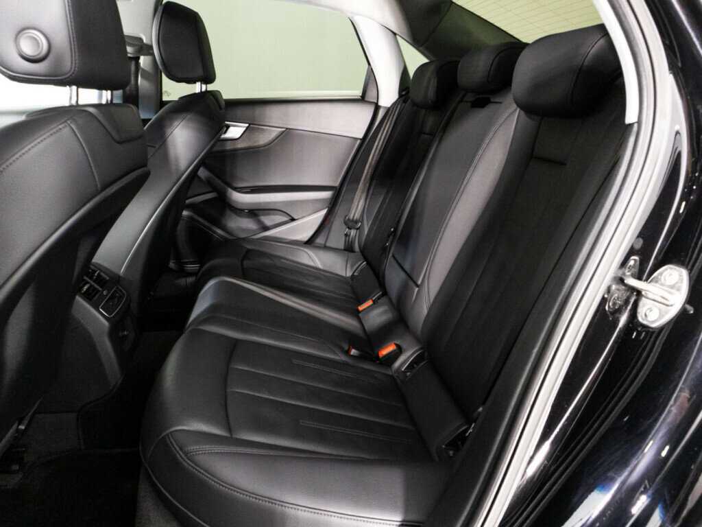 Audi A4 б/у, 2016, Роботизированная. Фото: #9