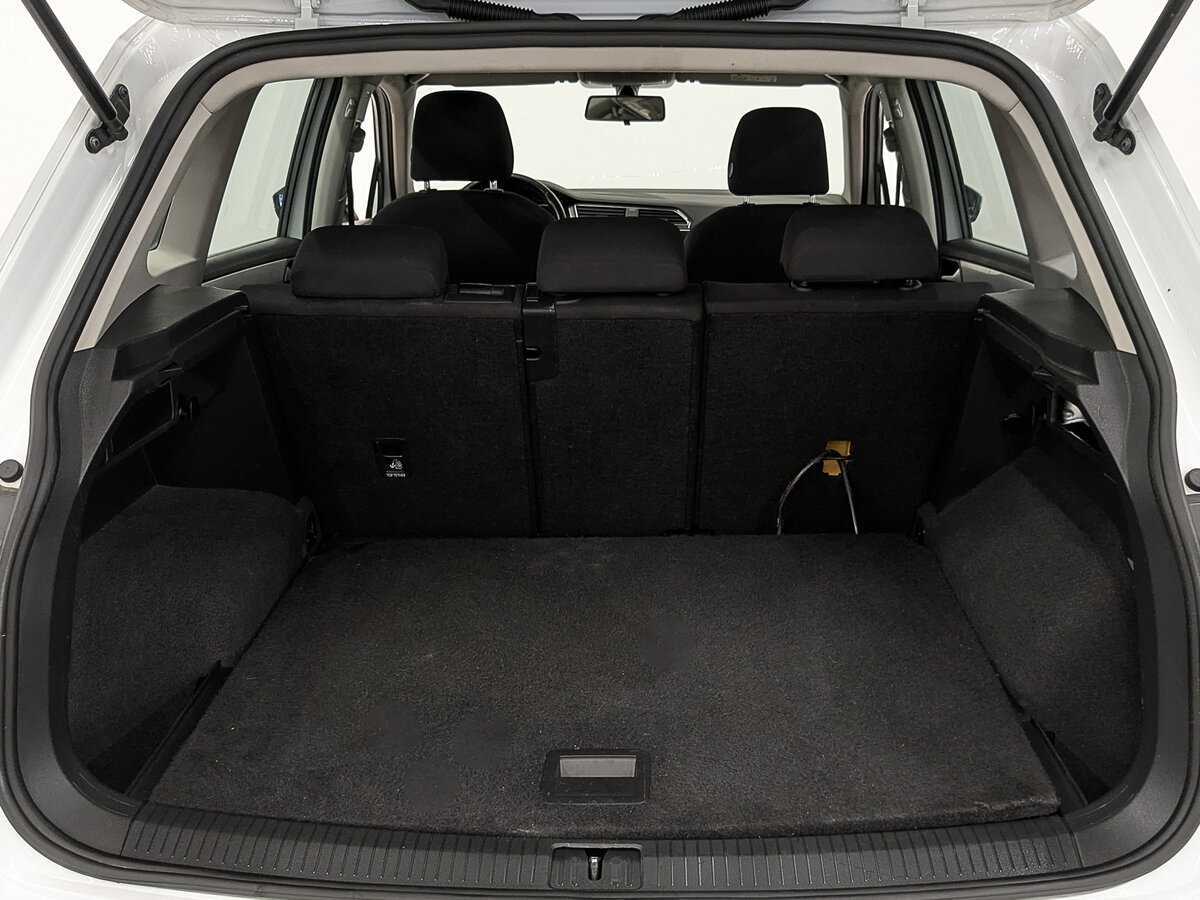 Volkswagen Tiguan б/у, 2021, Роботизированная. Фото: #9