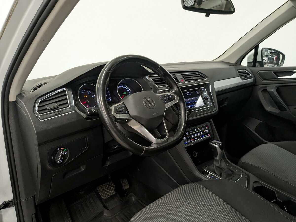 Volkswagen Tiguan б/у, 2021, Роботизированная. Фото: #15