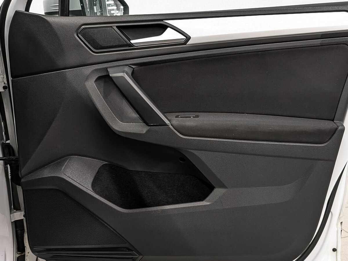 Volkswagen Tiguan б/у, 2021, Роботизированная. Фото: #24