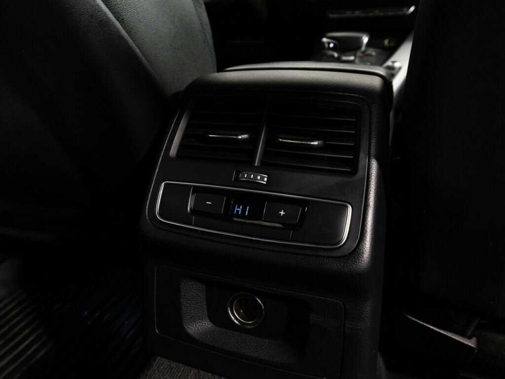 Audi A4 б/у, 2015, Роботизированная. Фото: #20