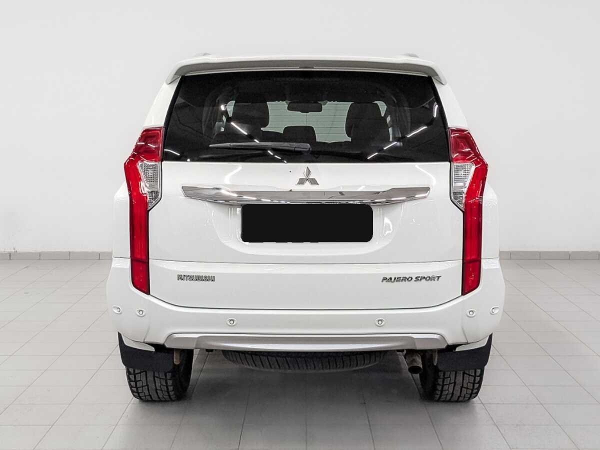 Mitsubishi Pajero Sport б/у, 2017, Автоматическая. Фото: #5