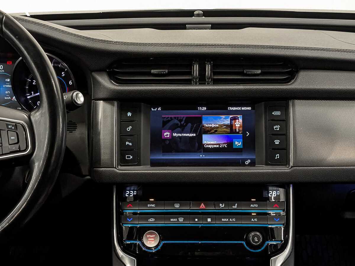 Jaguar XF б/у, 2017, Автоматическая. Фото: #14