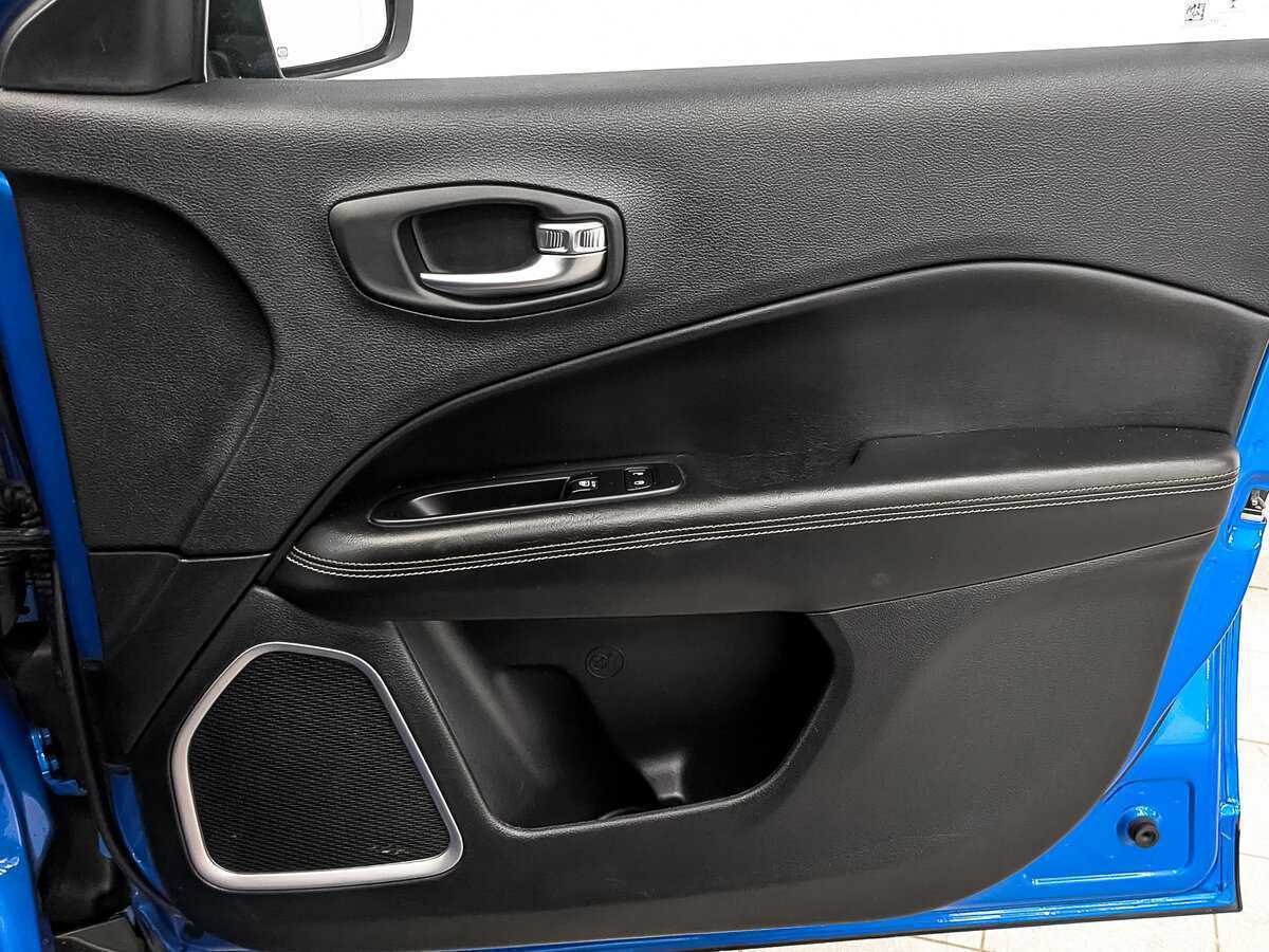 Jeep Compass б/у, 2018, Автоматическая. Фото: #22