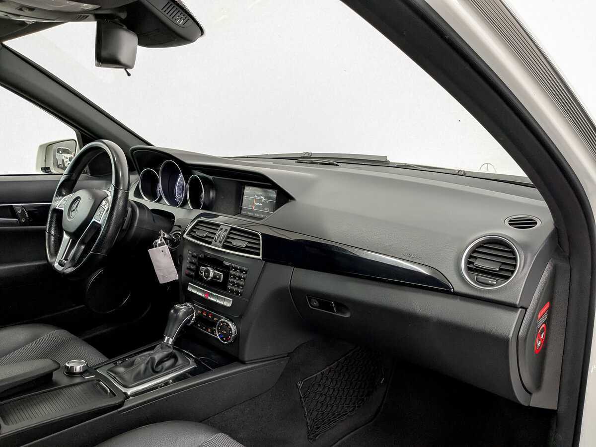 Mercedes-Benz C-Класс б/у, 2012, Автоматическая. Фото: #10