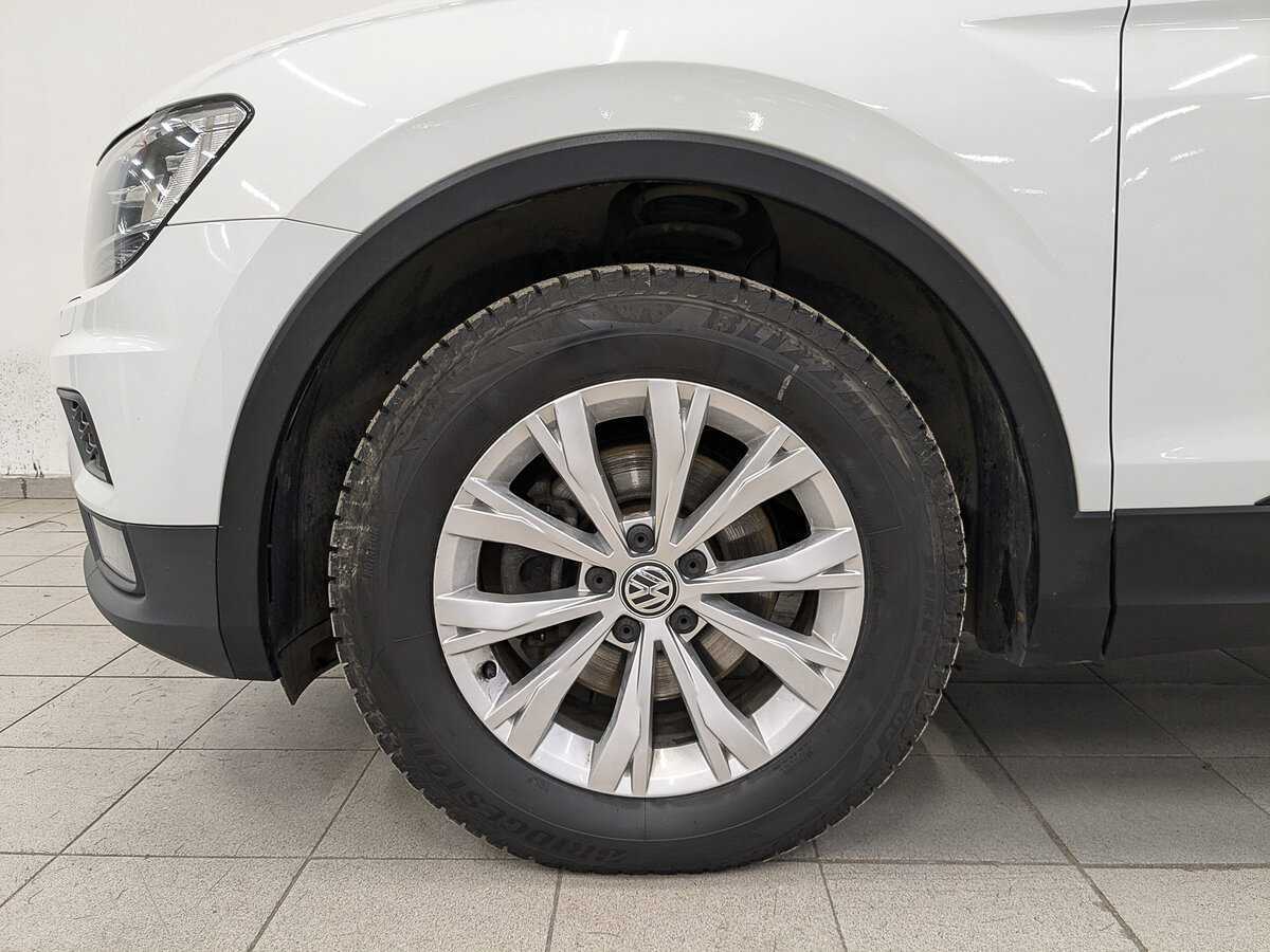 Volkswagen Tiguan б/у, 2020, Роботизированная. Фото: #11