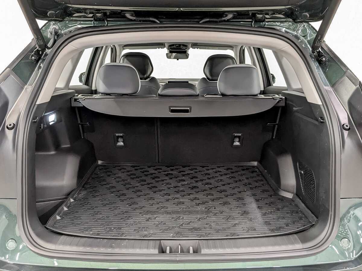 Geely Atlas б/у, 2024, Роботизированная. Фото: #9