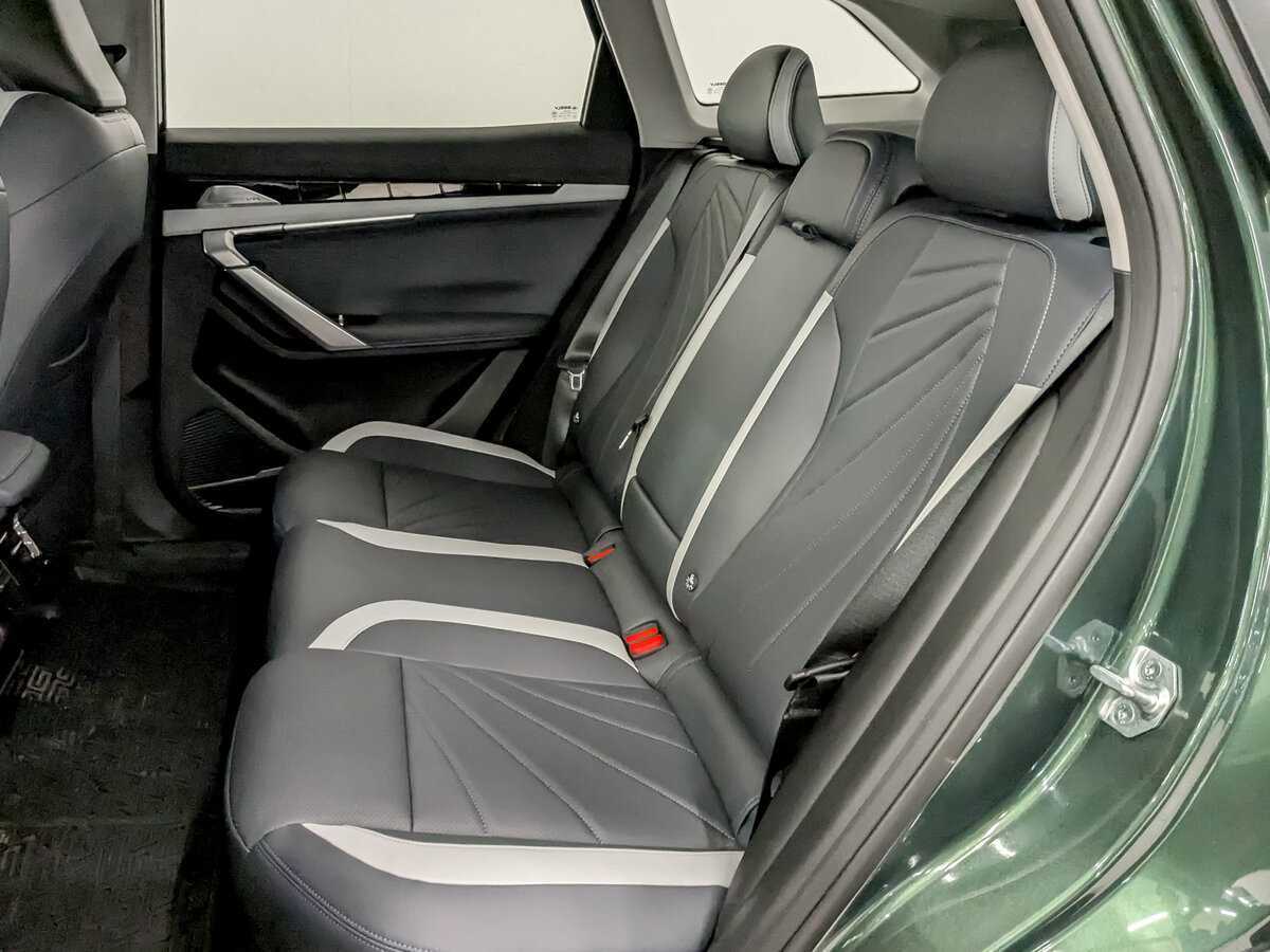 Geely Atlas б/у, 2024, Роботизированная. Фото: #11