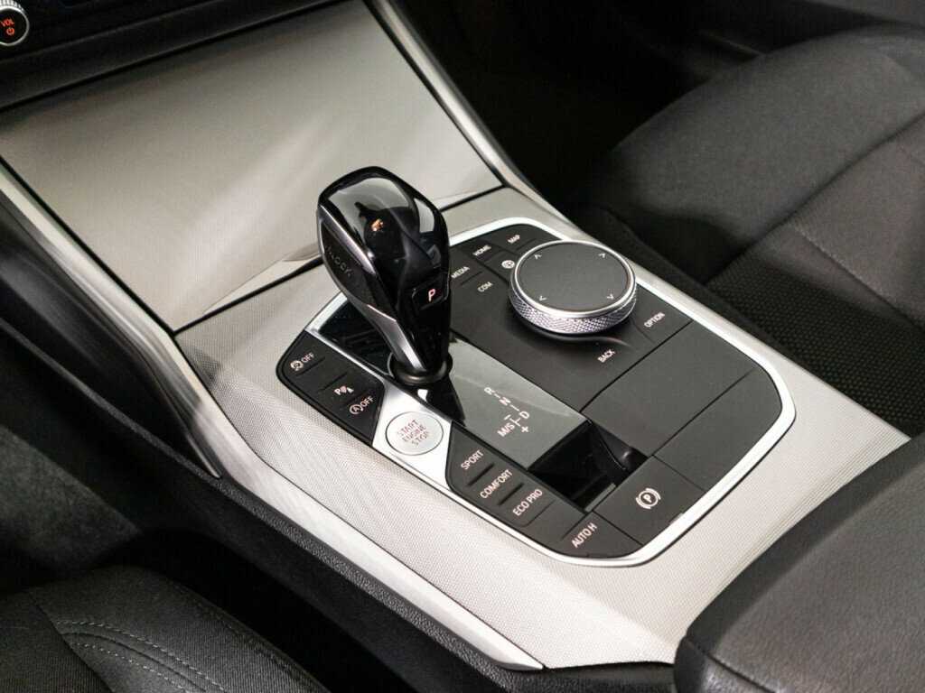BMW 3 серии б/у, 2019, Автоматическая. Фото: #19