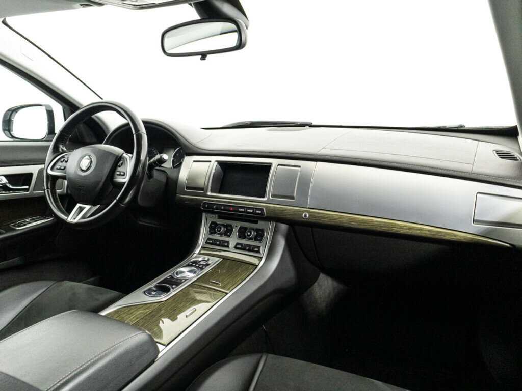 Jaguar XF б/у, 2014, Автоматическая. Фото: #8