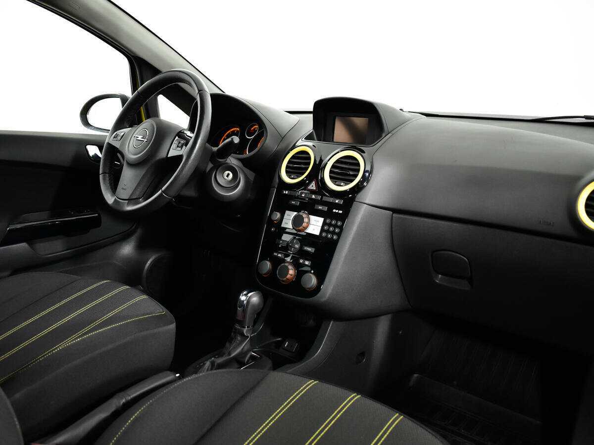Opel Corsa б/у, 2012, Автоматическая. Фото: #8