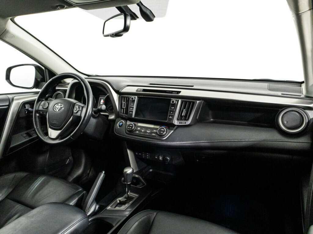 Toyota RAV4 б/у, 2017, Автоматическая. Фото: #8
