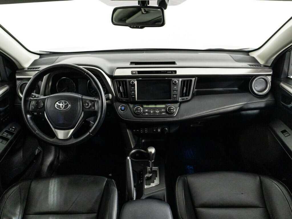 Toyota RAV4 б/у, 2017, Автоматическая. Фото: #12