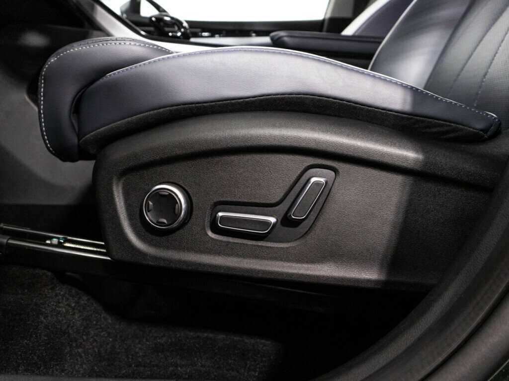 Geely Atlas б/у, 2023, Роботизированная. Фото: #16