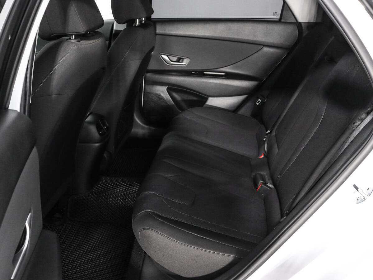 Hyundai Elantra б/у, 2021, Автоматическая. Фото: #9