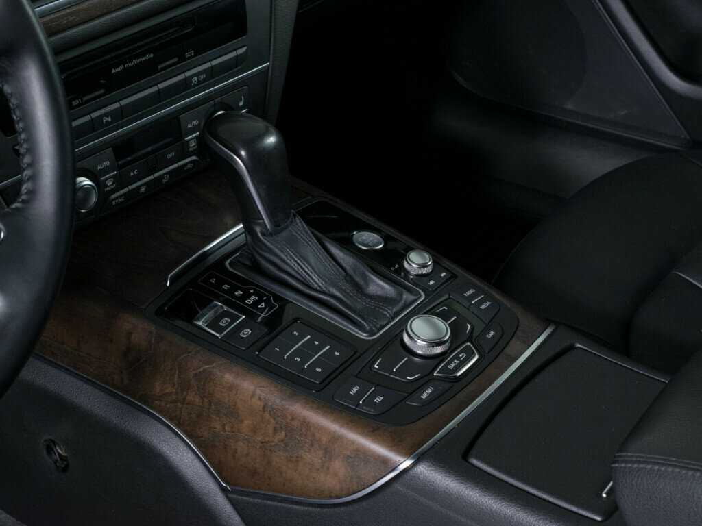 Audi A6 б/у, 2015, Роботизированная. Фото: #12