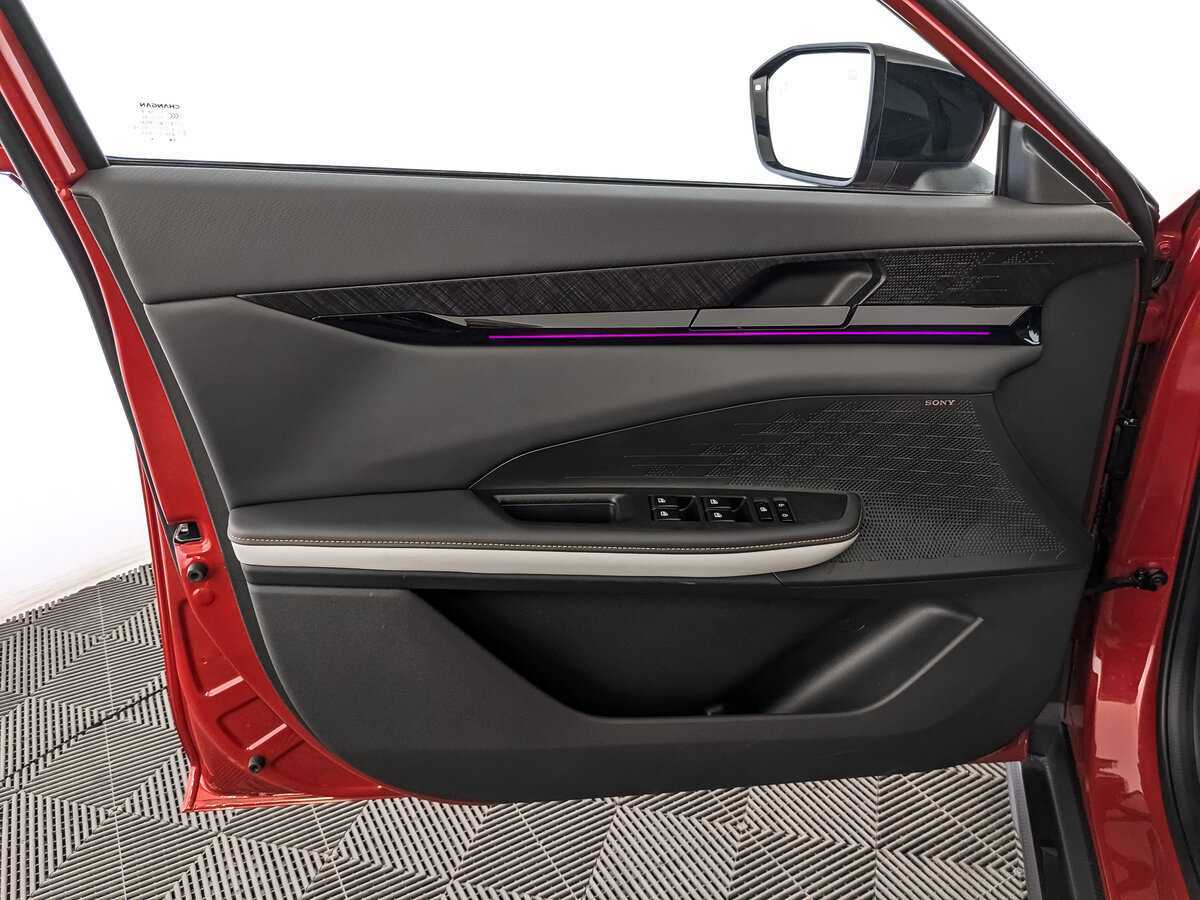 Changan UNI-V б/у, 2024, Роботизированная. Фото: #18