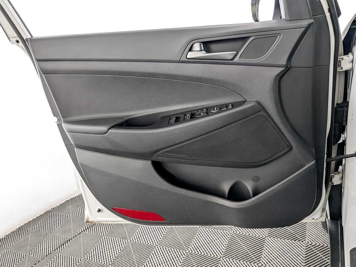 Hyundai Tucson б/у, 2017, Роботизированная. Фото: #18