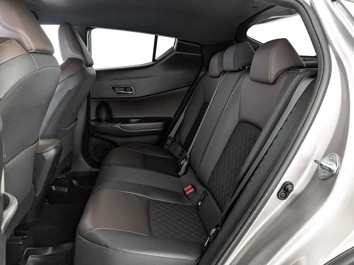 Toyota C-HR б/у, 2017, Вариатор. Фото: #17