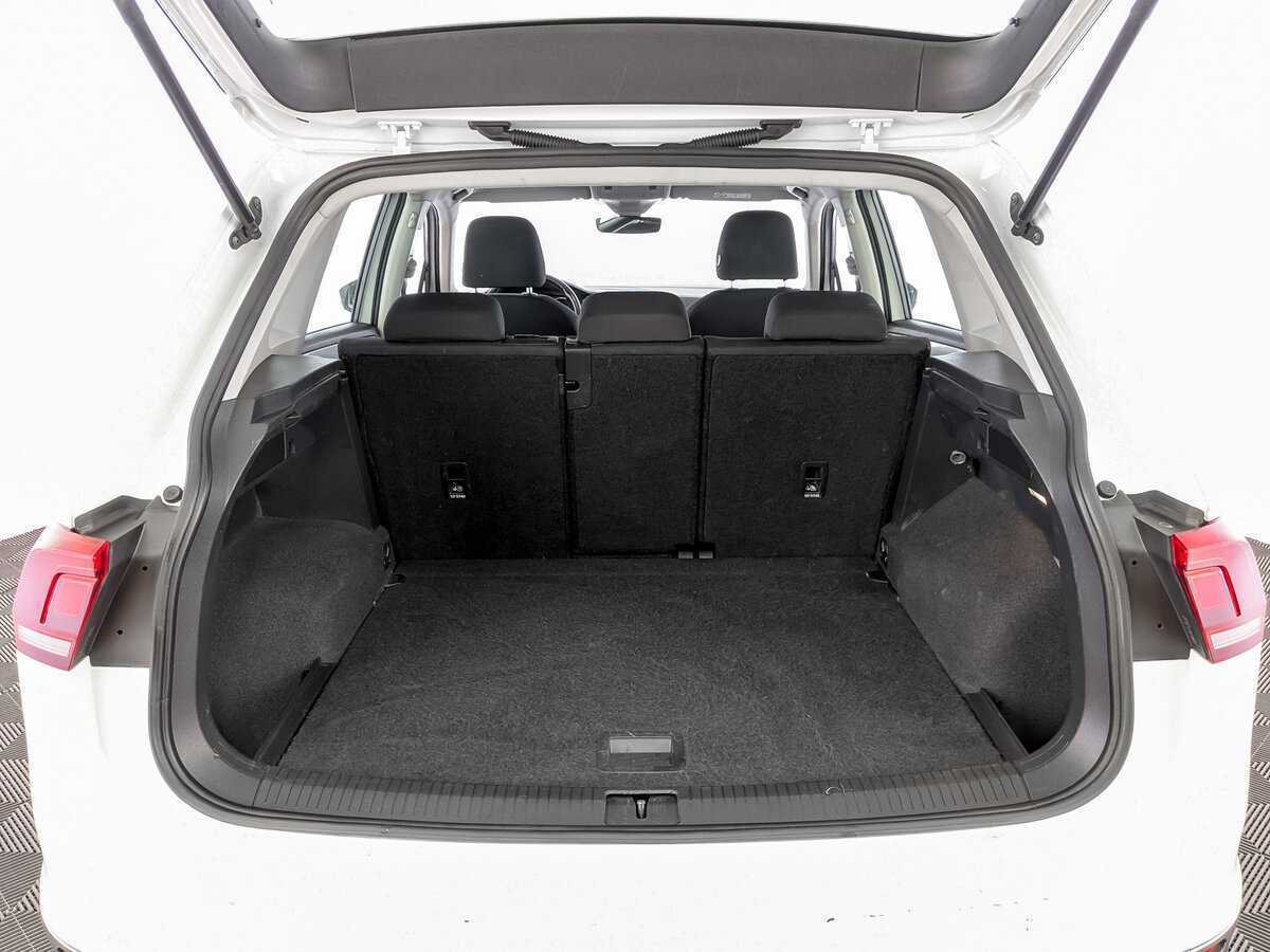 Volkswagen Tiguan б/у, 2021, Роботизированная. Фото: #9