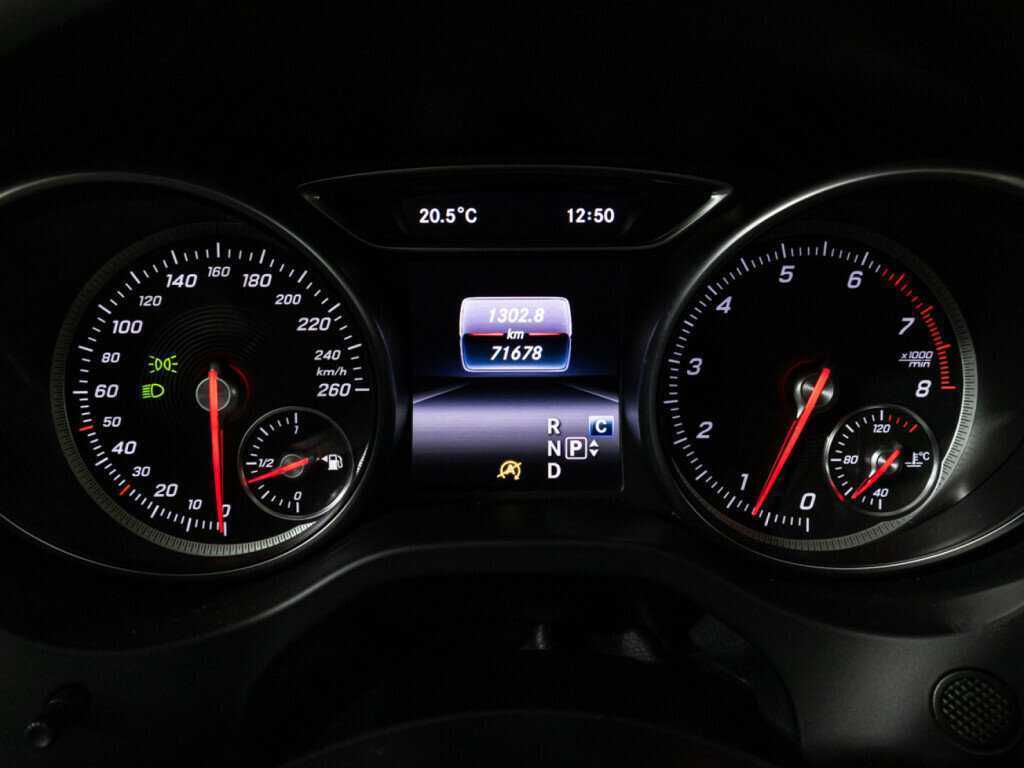 Mercedes-Benz CLA б/у, 2017, Роботизированная. Фото: #11