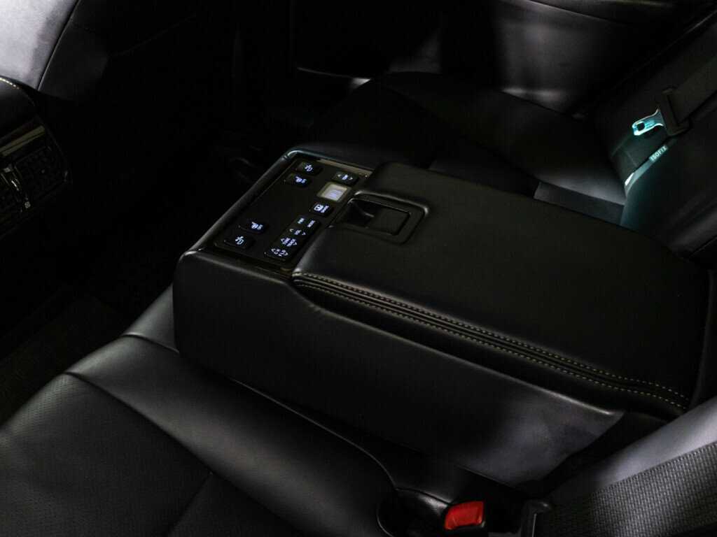 Toyota Camry б/у, 2015, Автоматическая. Фото: #18