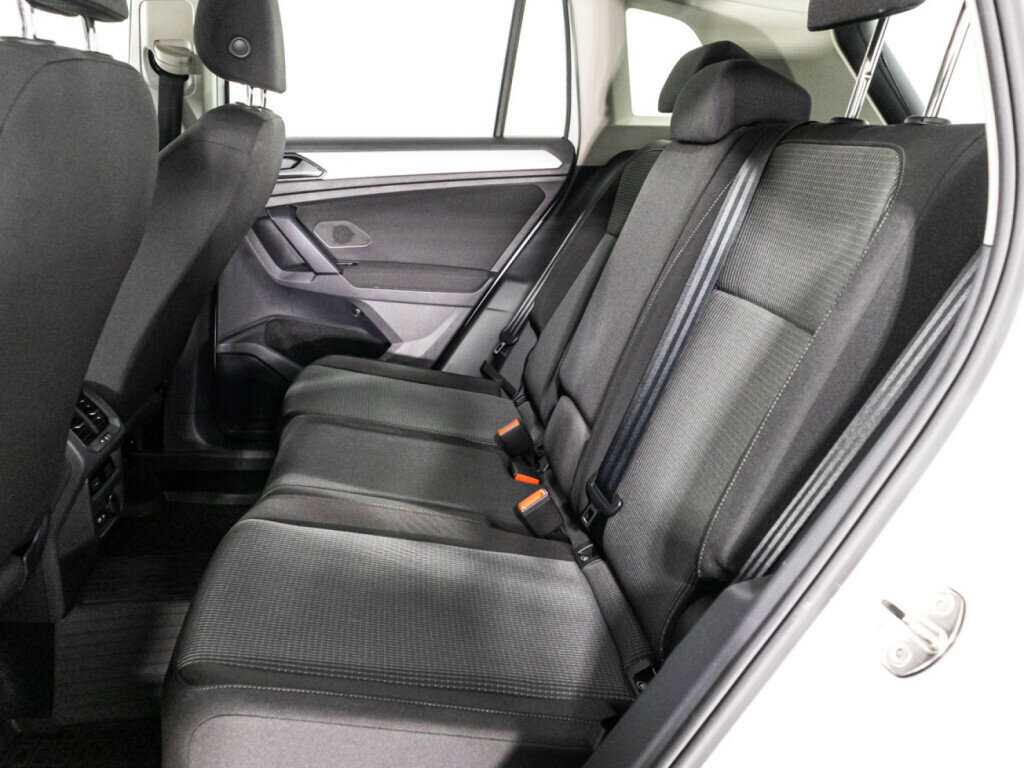 Volkswagen Tiguan б/у, 2021, Роботизированная. Фото: #9