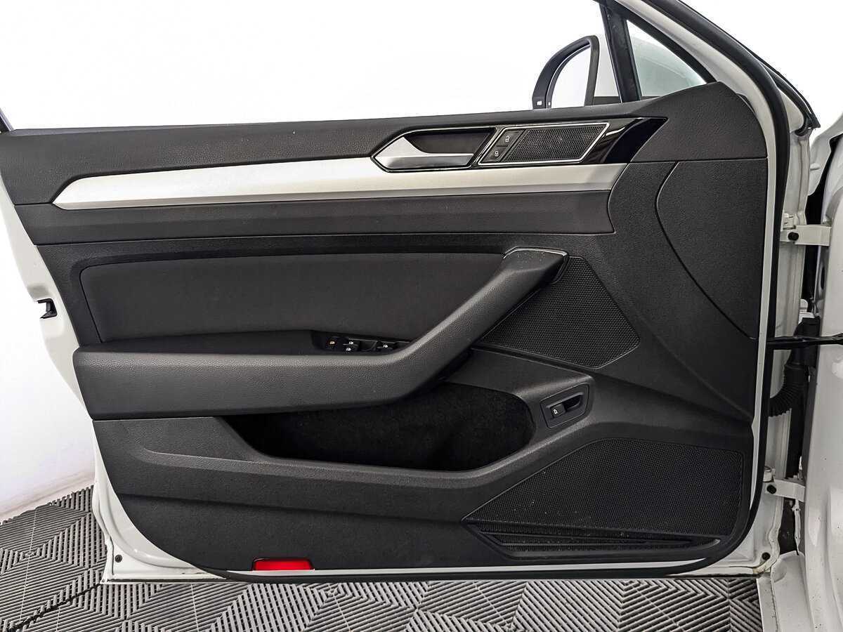 Фольксваген Пассат б/у, 2019, Роботизированная. Фото: #18