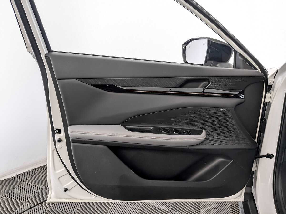 Changan UNI-V б/у, 2023, Роботизированная. Фото: #16