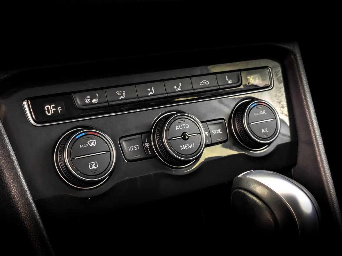 Volkswagen Tiguan б/у, 2020, Роботизированная. Фото: #24