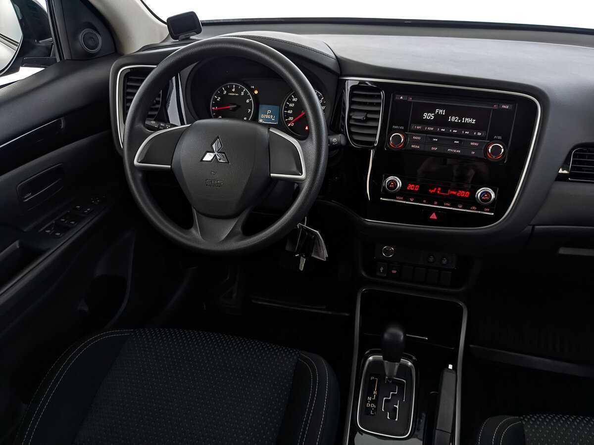 Mitsubishi Outlander б/у, 2021, Вариатор. Фото: #25