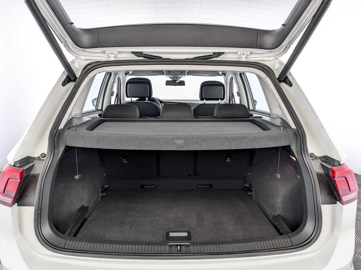 Volkswagen Tiguan б/у, 2020, Роботизированная. Фото: #9