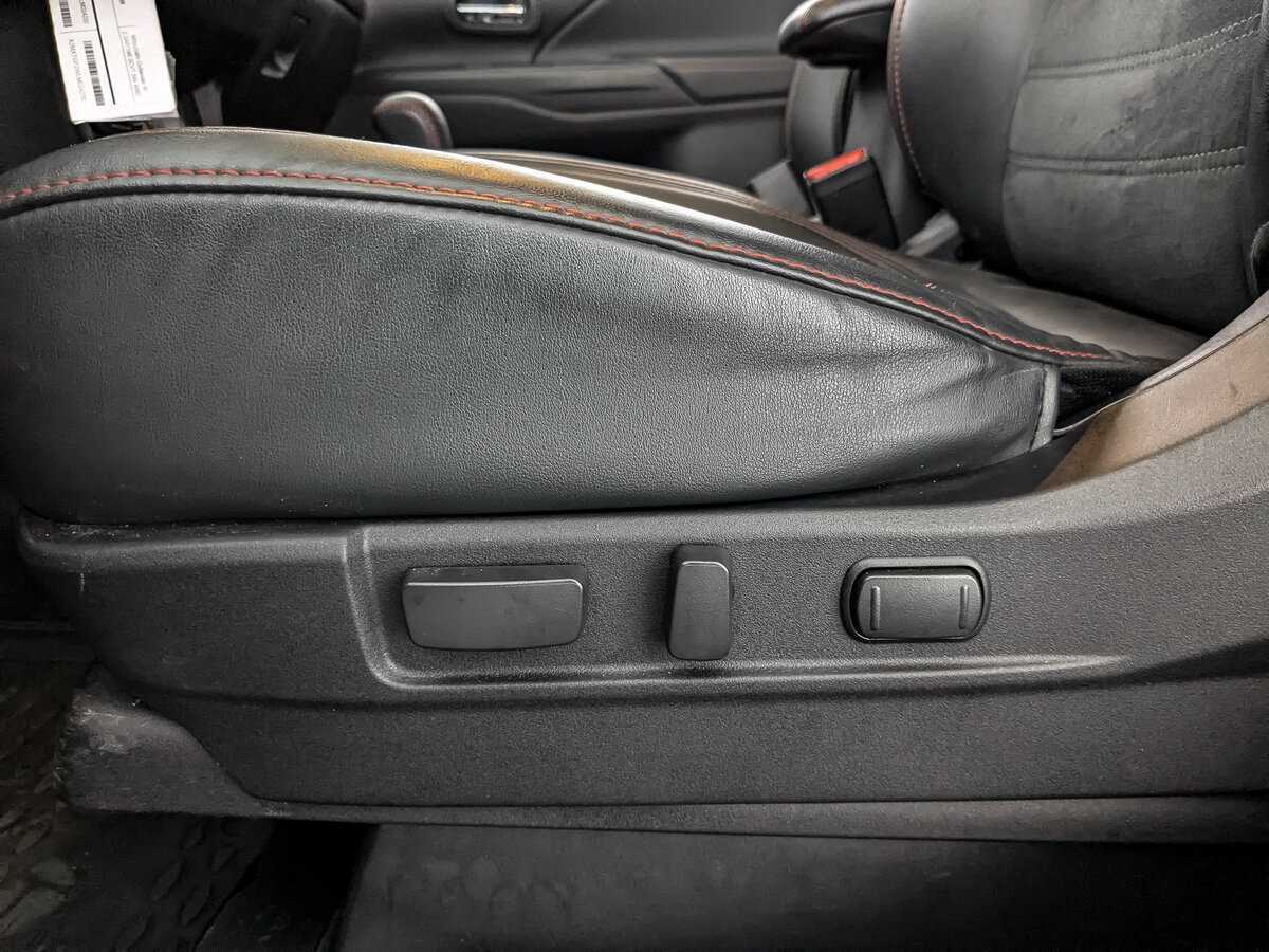 Mitsubishi Outlander б/у, 2021, Вариатор. Фото: #26