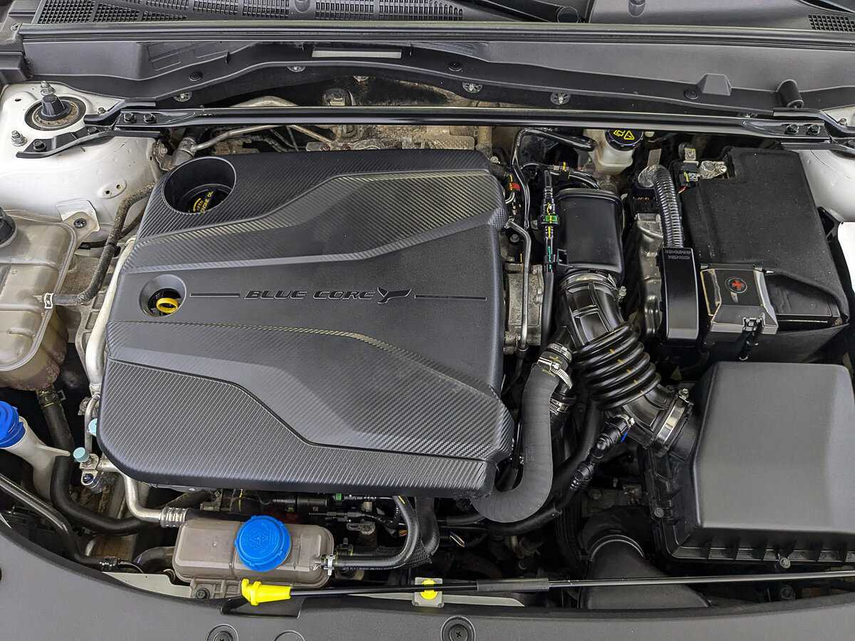 Changan UNI-V б/у, 2023, Роботизированная. Фото: #8