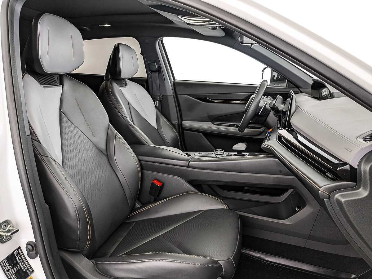 Changan UNI-V б/у, 2023, Роботизированная. Фото: #22