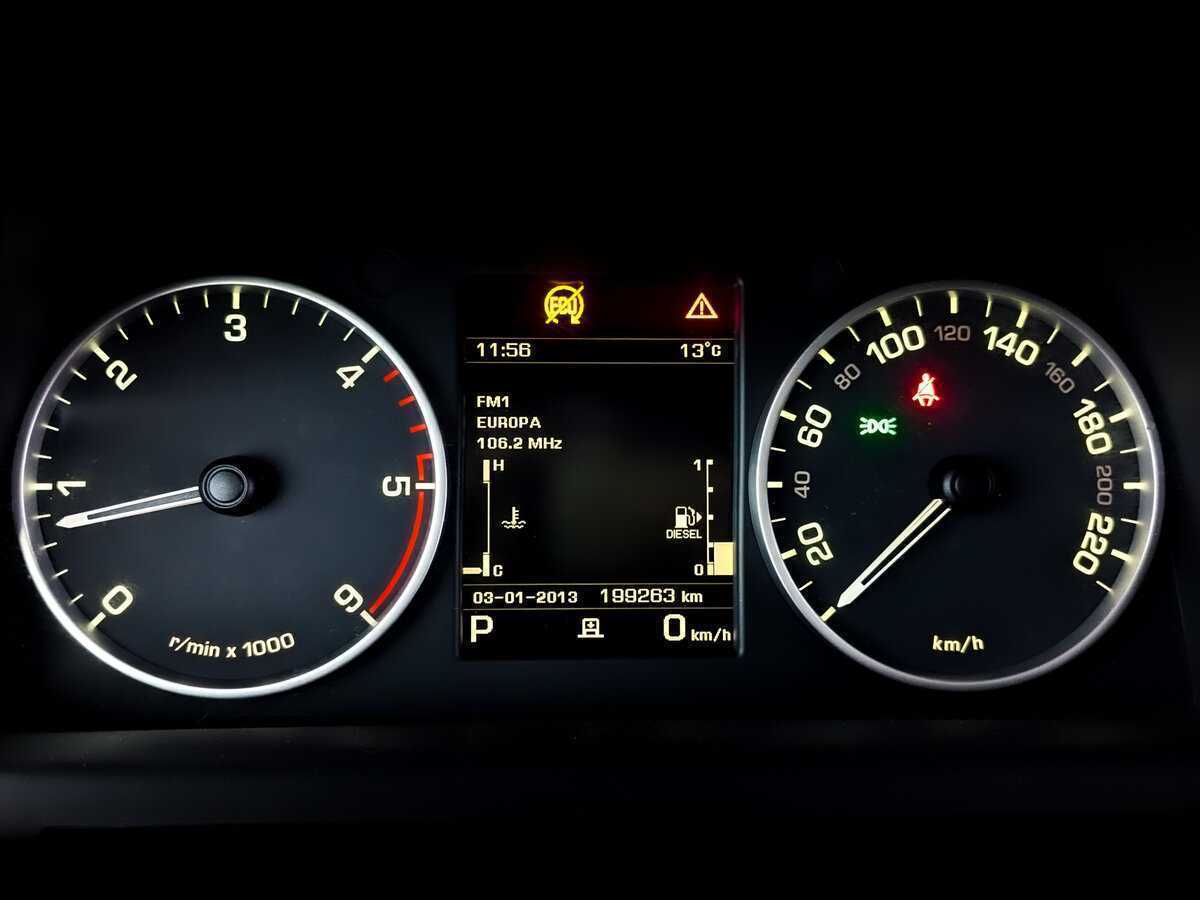 Land Rover Discovery б/у, 2015, Автоматическая. Фото: #11