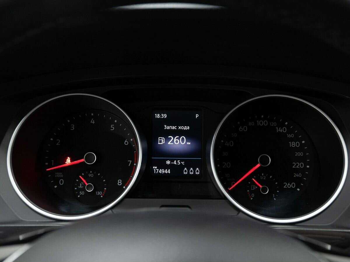 Фольксваген Тигуан б/у, 2017, Роботизированная. Фото: #17