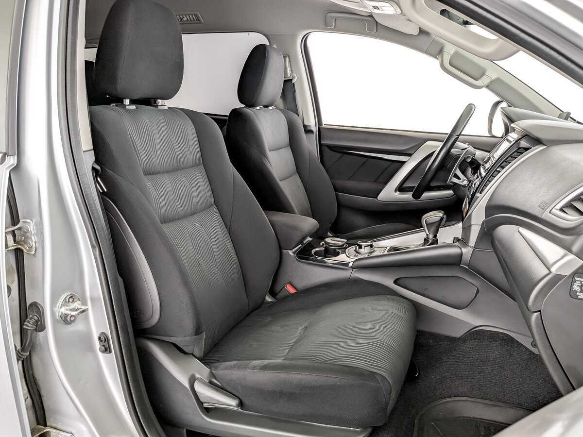 Mitsubishi Pajero Sport б/у, 2018, Автоматическая. Фото: #22