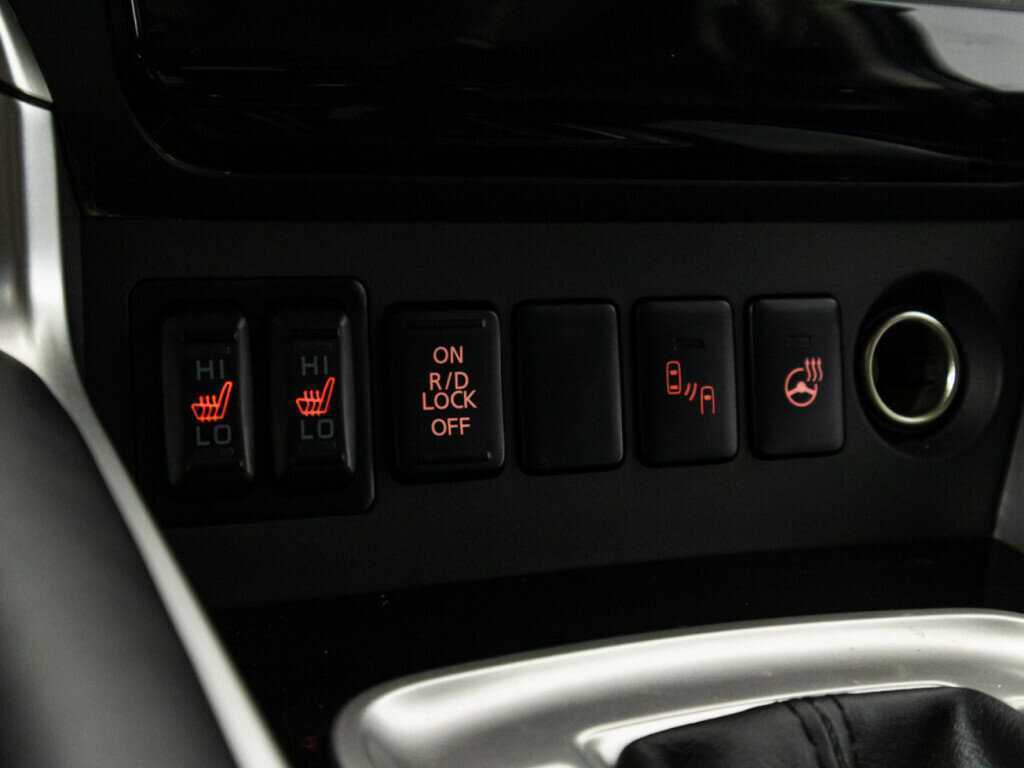 Mitsubishi Pajero Sport б/у, 2018, Автоматическая. Фото: #18