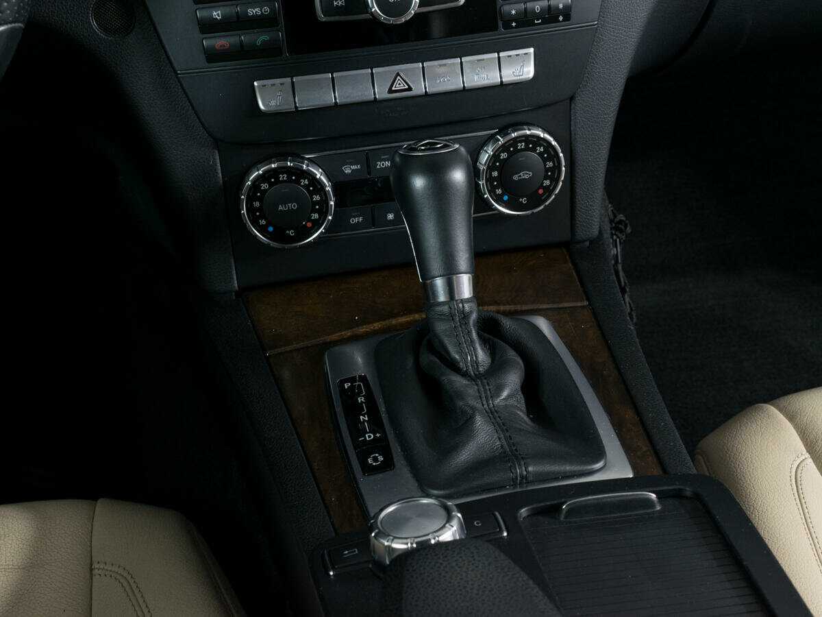 Mercedes-Benz C-Класс б/у, 2012, Автоматическая. Фото: #13