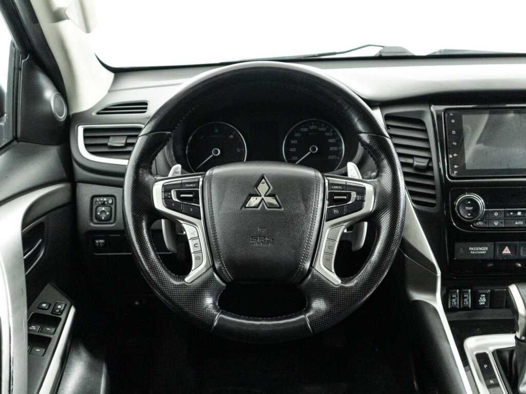 Mitsubishi Pajero Sport б/у, 2018, Автоматическая. Фото: #20