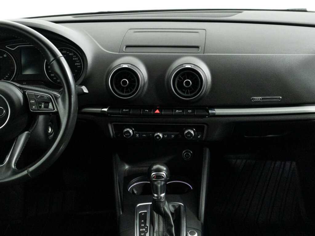 Audi A3 б/у, 2019, Роботизированная. Фото: #13