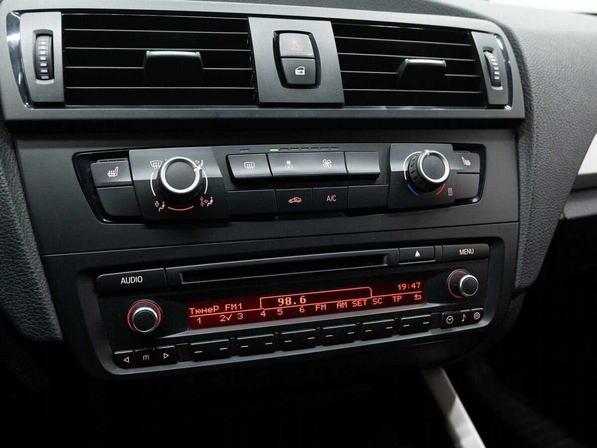 BMW 1 серии б/у, 2013, Автоматическая. Фото: #14