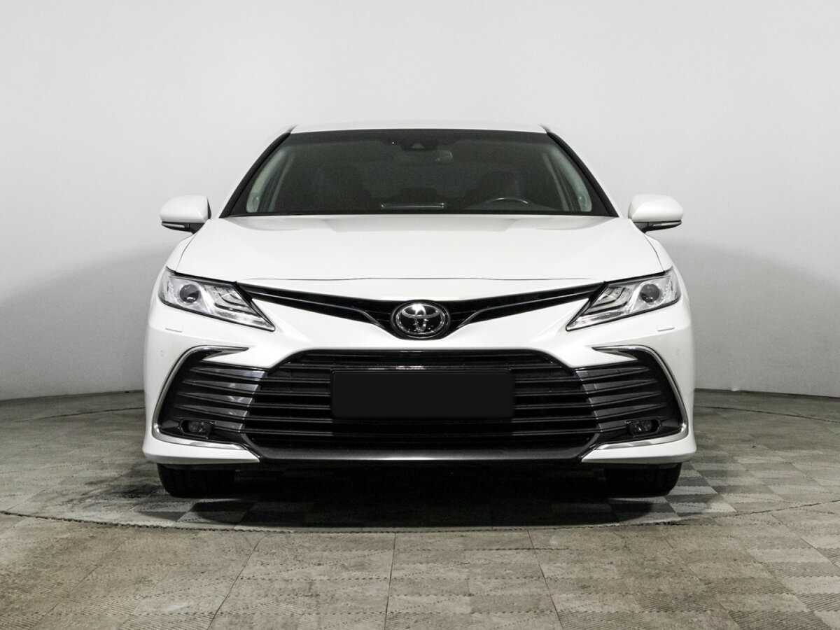 Toyota Camry б/у, 2021, Автоматическая. Фото: #1