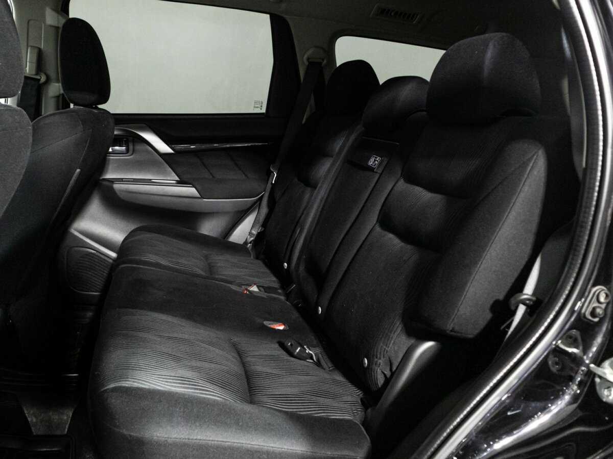 Mitsubishi Pajero Sport б/у, 2018, Автоматическая. Фото: #9